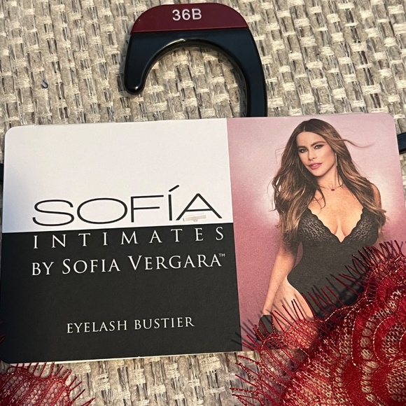 Sofia Intimates by Sofia Vergara Eyelash bustier Red Size 38B New with Tags - Picture 4 of 6